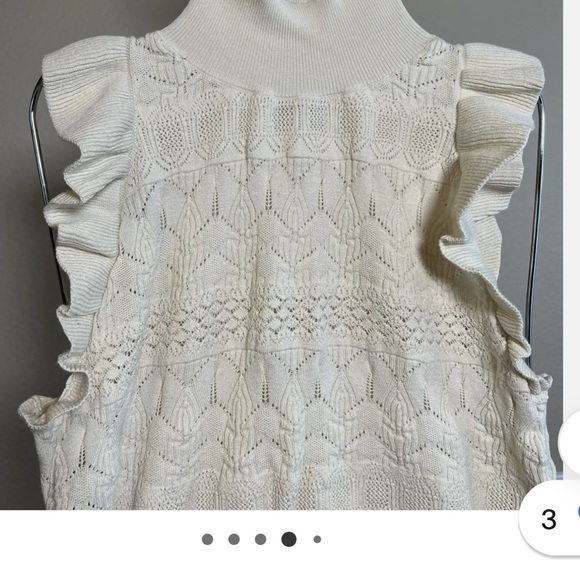 LOVE THIS TOP!!! cream knit ruffle accent/mock neck Sz M - Picture 3 of 9